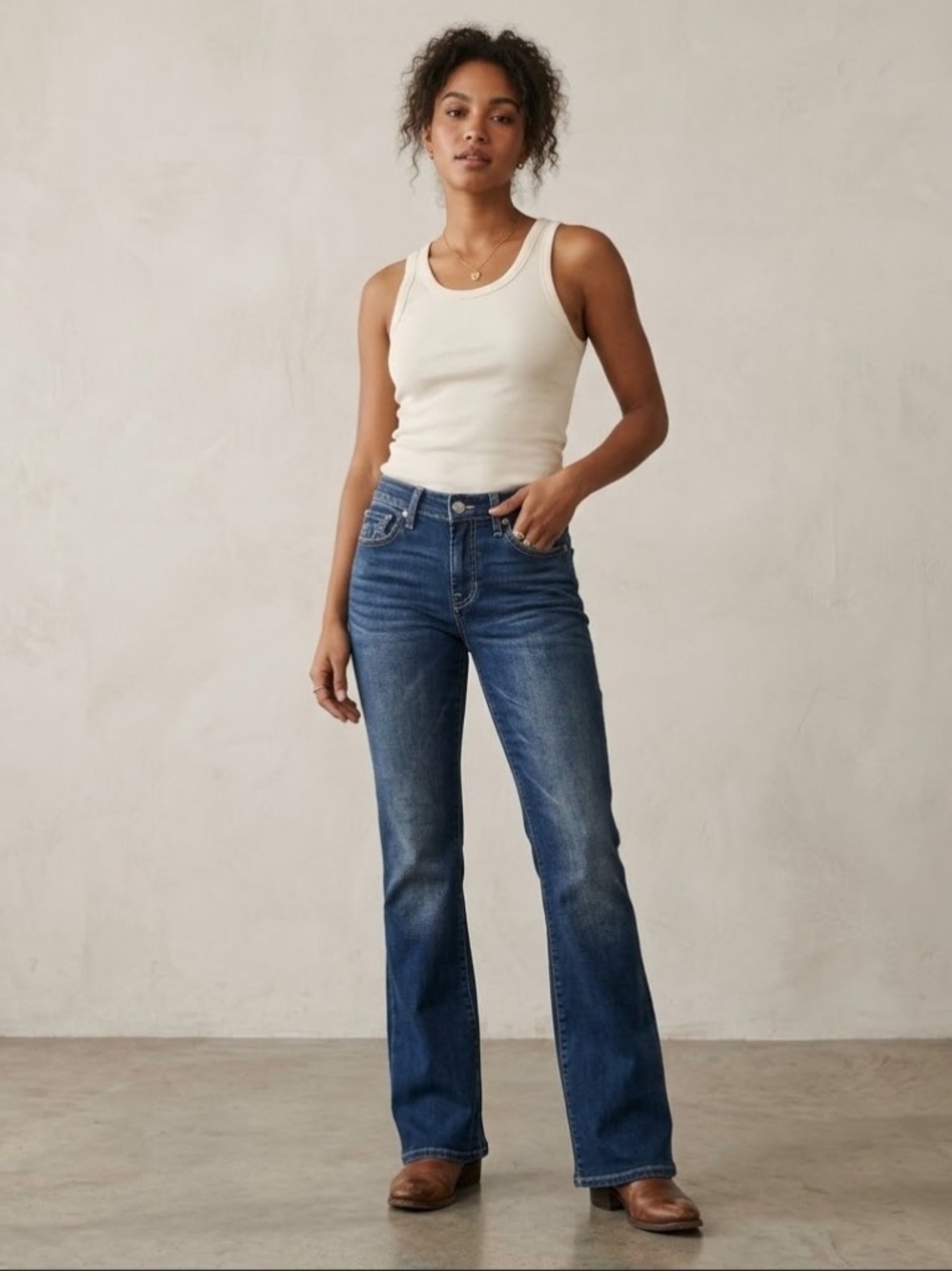 NEW! True Religion Becca Bootcut Mid-rise Jeans Sz 28x32 NWT